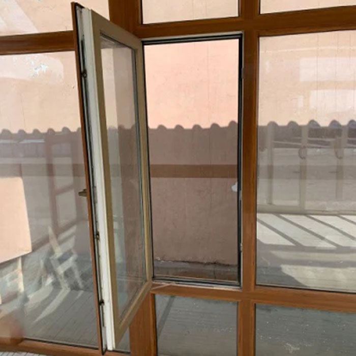 Coût des fenêtres à double vitrage en verre de porte UPVC gris bon marché